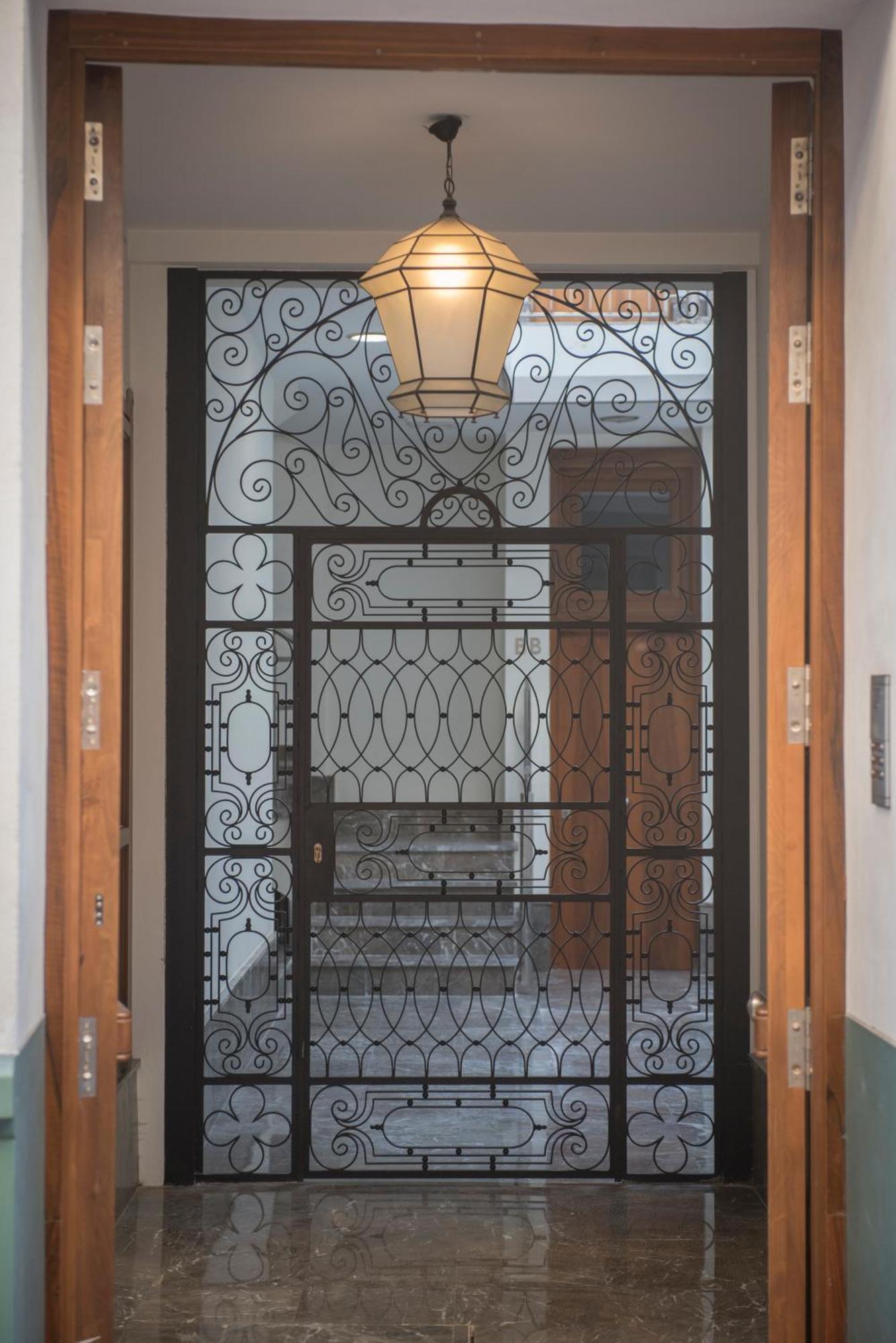 Apartamentos Luxury Puente De Triana Seville Exterior photo