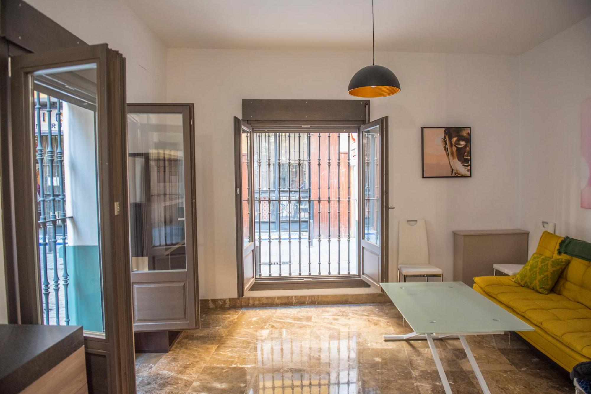 Apartamentos Luxury Puente De Triana Seville Exterior photo
